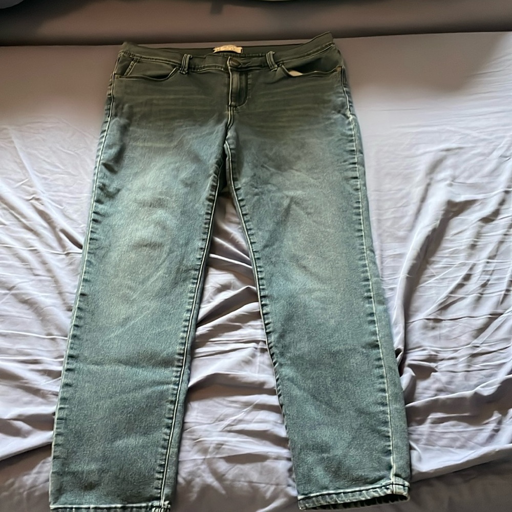 Free People Skinny Leg Jeans